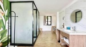 Koupelna v ubytování Banlan House + 265 fotografií