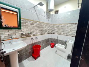 Et badeværelse på Kharari Inn