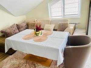 Posezení v ubytování Snow Forest + 17 fotografií