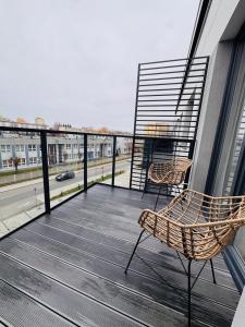 En balkon eller terrasse på AparatmentySnu, Dębowa I