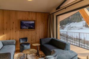 En generel udsigt til bjerge eller udsigt til bjerge taget fra lejligheden