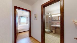 Et badeværelse på Polaschin + 23 billeder