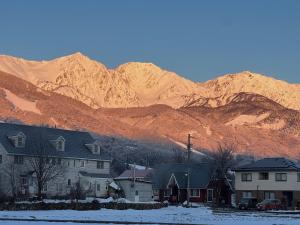 En generel udsigt til bjerge eller udsigt til bjerge taget fra vandrehjemmet