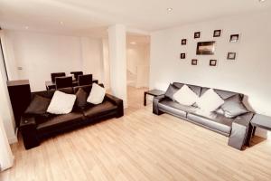 Et opholdsområde på City Centre Apartment