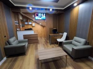 TV a/nebo společenská místnost v ubytování Ocean Hotel Mogdishu Somalia