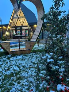 Qafqaz Mountside Chalet trong mùa đông