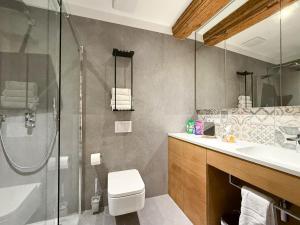 Koupelna v ubytování NEU! 90 qm Altstadt Loft - Beste Lage in Passau - Arbeitsplatz - Fitness - Luxus Hotelbetten