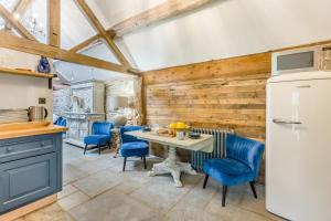 Nhà bếp/bếp nhỏ tại 1 Bed in Wheathill oc-t29765