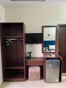 Billede fra billedgalleriet på First pyramids view inn i Kairo