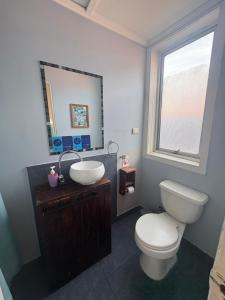 Et badeværelse på The Yellow House