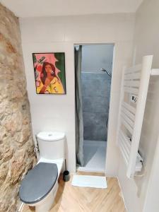 Phòng tắm tại 35m2, luminous loft close to the beach