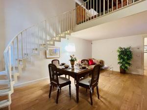 Khu vực ghế ngồi tại Luxury Loft Piazza Duomo Pistoia