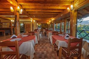 Nhà hàng/khu ăn uống khác tại Melewe moquehue