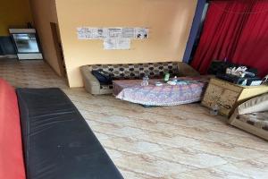 Et opholdsområde på Hotel O Red Rock Guest House + 14 billeder