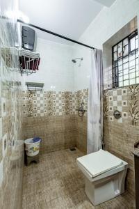 Et badeværelse på Villa Effy 3 Bedrooms - Entire Villa 1800 sq ft