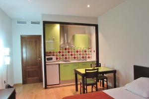 Apartamentos Turísticos Las Nieves, Granada – Updated 2022 Prices