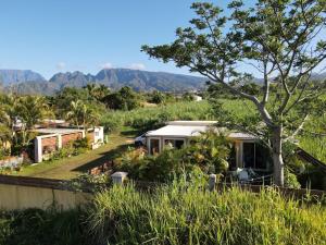 En generel udsigt til bjerge eller udsigt til bjerge taget fra feriehuset