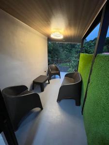 Et opholdsområde på Villa Esencia La Fortuna