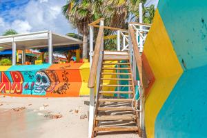 Ảnh trong thư viện ảnh của Maho Beach Bright Studio, Ocean View ở Maho Reef +6 ảnh