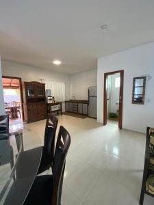 拉热斯Casa Ampla na Guarda do Embau的相册照片