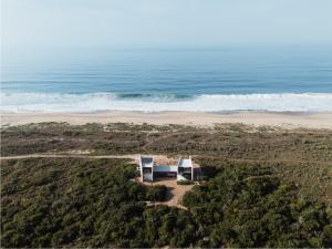 Afbeelding uit fotogalerij van Casa Nopales Beachfront Brutalist Villa in Santa María Tonameca