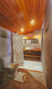 Et badeværelse på Pousada Quinta da Lagoa Azul + 186 billeder