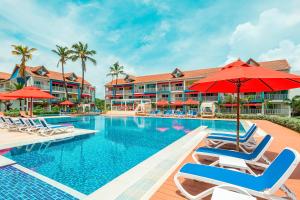 Bazén v ubytování Decameron Isleño - All Inclusive nebo v jeho okolí