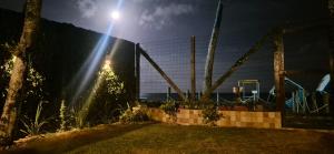 En have udenfor Casa à beira mar de Maragogi com 4 quartos, 4 banheiros e Área Verde