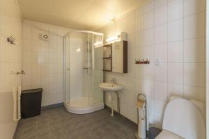 Afbeelding uit fotogalerij van Cozy Apartment in Senja