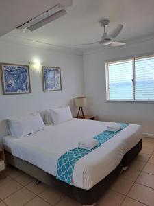 En eller flere senge i et værelse på Villa Mar Colina + 66 billeder