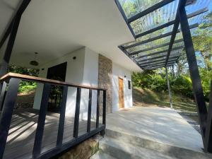 En balkon eller terrasse på Studio Apartment in Cocles