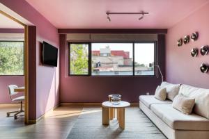 Khu vực ghế ngồi tại TONALA By Mr W