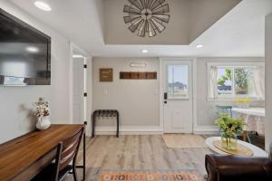 Afbeelding uit fotogalerij van Quail Run Loft in Caldwell +13 foto's