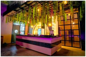 Ảnh trong thư viện ảnh của Hotel Mindass Grand Near Sri Krishna Janambhoomoi - Restaurant & Parking &Fully Air conditioning Luxuary Room - Top Rated Hotel In Mathura ở Mathura