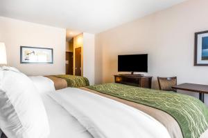 Postel nebo postele na pokoji v ubytování Comfort Inn & Suites Moore - Oklahoma City