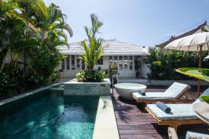 Swimmingpoolen hos eller tæt på Villa Bella Seseh, 3-Br With Private Pool