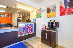 Certifikát, hodnocení, plakát nebo jiný dokument vystavený v ubytování Motel 6 Mesa North + 37 fotografií