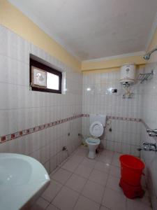 Et badeværelse på Monal Inn