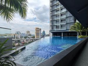 Swimmingpoolen hos eller tæt på Alor Setar Lavanya Comfy Suite 01