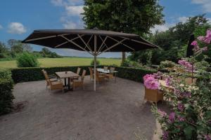 En have udenfor B&B Stations Koffiehuis