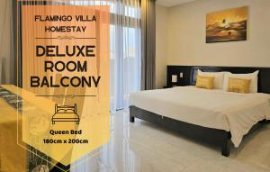 una camera da letto con un letto e un cartello con la scritta "Benvenuti Roomclaw" di Flamingo Homestay - Spacious Room with Comfortable Spring Mattress - 200m from Hoi An Ancient Town & Night Market a Hoi An