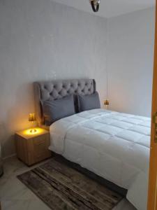 Billede fra billedgalleriet på Comfortable Escape Stylish Apartment Quiet Residence i Oulad Kerroum