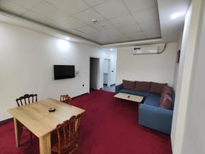 TV a/nebo společenská místnost v ubytování هوتيل وموتيل دانزه