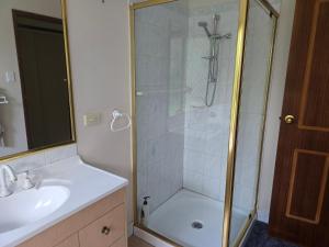 Billede fra billedgalleriet på Warrego Farm Stay Room 1 