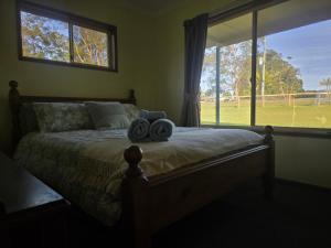 Billede fra billedgalleriet på Warrego Farm Stay Room 1 