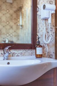 Et badeværelse på Apartament II Chochołów 162c + 19 billeder