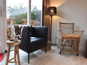 Et opholdsområde på Alluring Apartment in Bergen with Terrace, Garden and BBQ