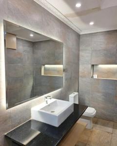 Koupelna v ubytování River Lumi Resort, Taveta