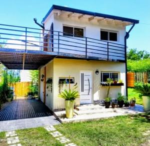 Bygningen som villaen ligger i