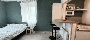 Køkken eller tekøkken på Les Bulles, Studio Balneo + 7 billeder